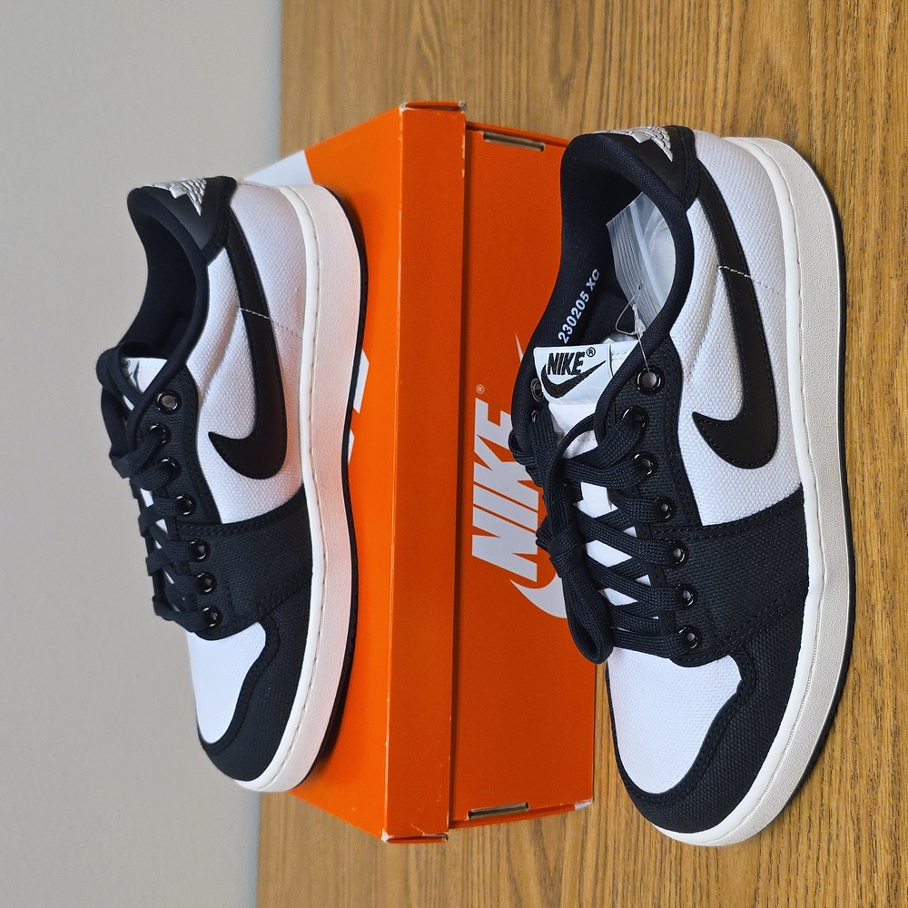 Nike Jordan AJKO 1 Low Size  Women's 9 Black/White DX4981 100 - Picture 2 of 9